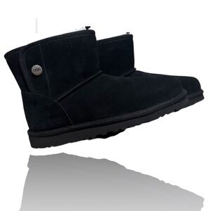 UGG Classic Black Ankle Boots KJONA